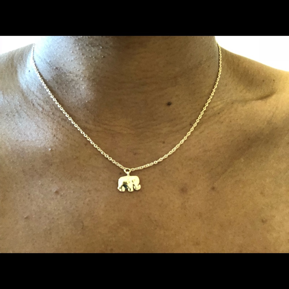 Gold Pendant Elephant Necklace 🐘
